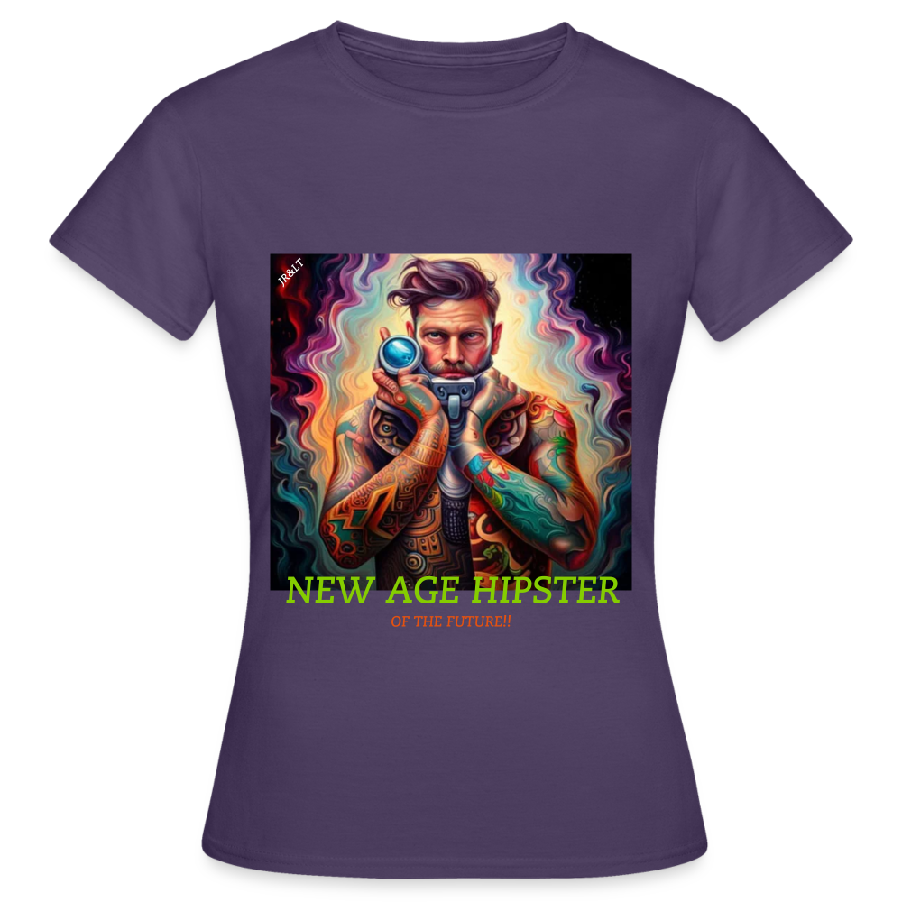 NEW AGE HIPSTER OF THE FUTURE! WOMEN'S CLASSIC T-SHIRT - dark purple