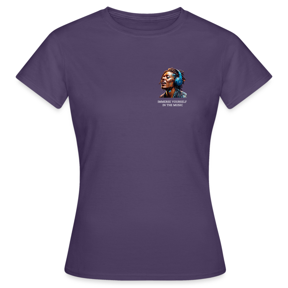 IMMERSE YOUR SELF IN THE MUSIC!! WOMEN'S CLASSIC T-SHIRT - dark purple